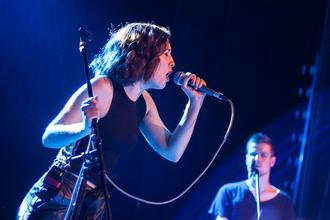 Alice Merton 6