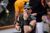 Streetparties, 4 (23)