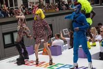 Streetparties, 4 (1)