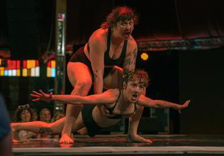YUCK CIRCUS 2