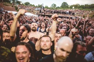 15_AGNOSTICFRONT