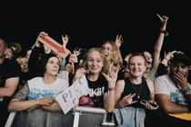 fans-1