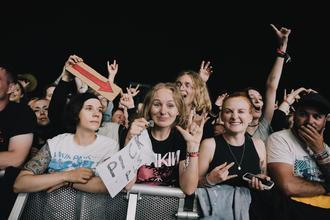 fans-1