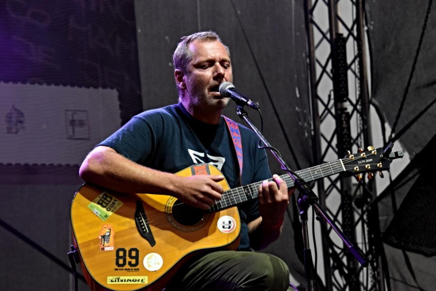 8-Xavier Baumaxa