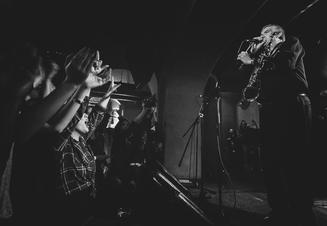 04-The_Sonics
