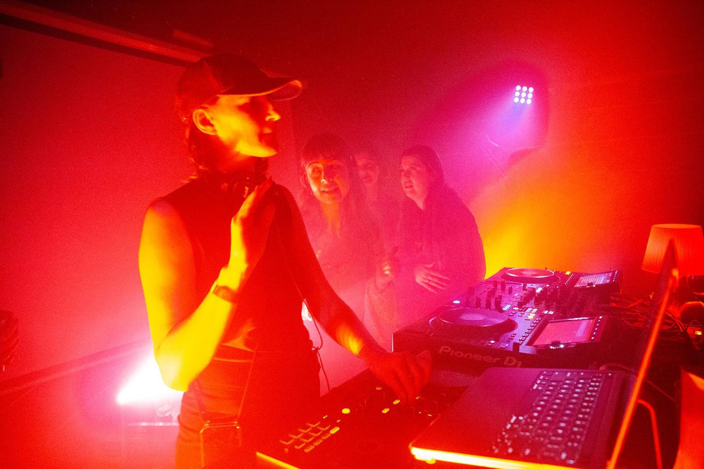 11_djset_duoempathy