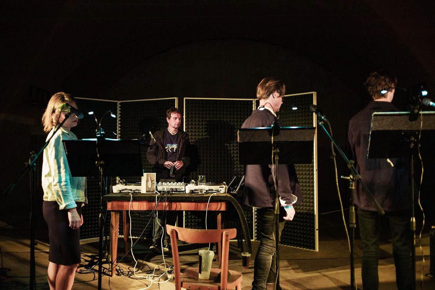 12 Masakr Elsinor & Tomáš Vtípil