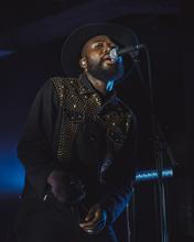 young fathers_-11