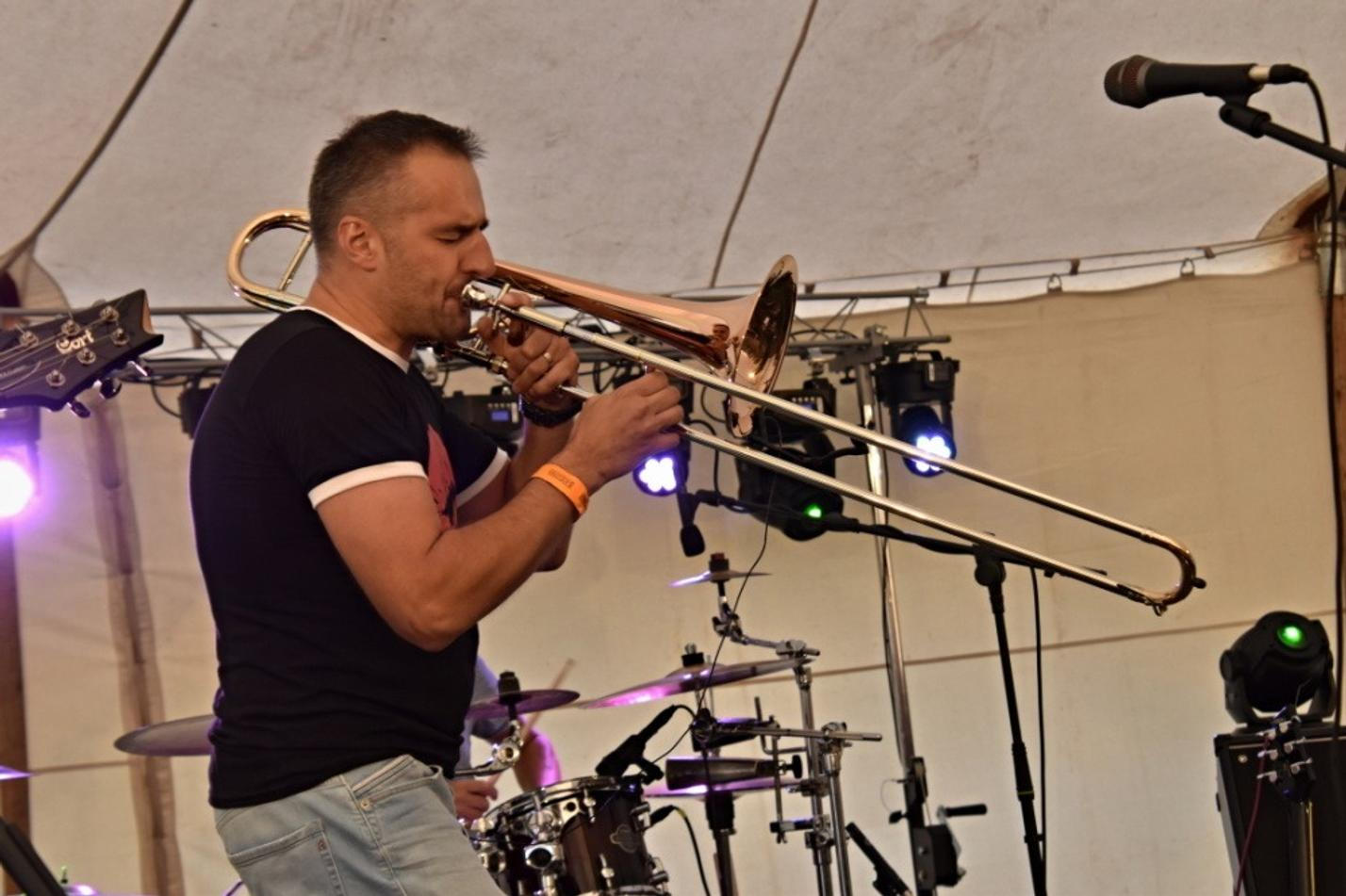 8-Nedělní lidé