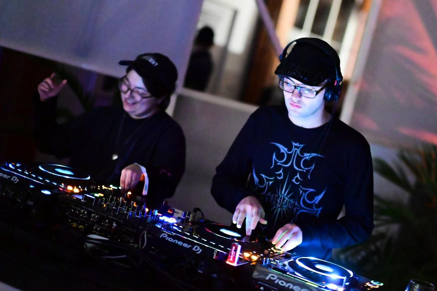 sxilence & tasya 1