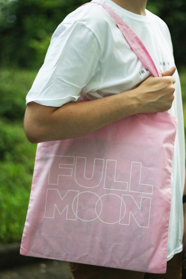 fullmoonzine.cz