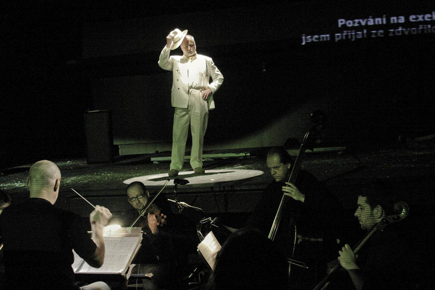 08Philip_Glass