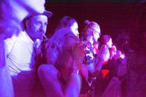 crowd_01