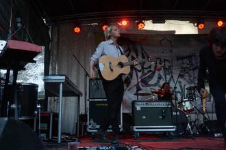 The Love Coffin_03