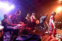 005RedBaraat