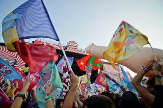 5142_flag_party