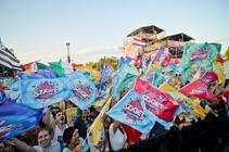 5115_flag_party