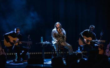 Alanis Morissette, O2 Shepherds Bush Empire, London, UK - 9891