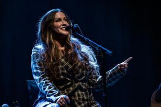 Alanis Morissette, O2 Shepherds Bush Empire, London, UK - 9879