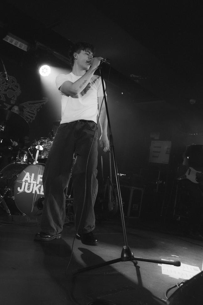 Alfie Jukes (1)