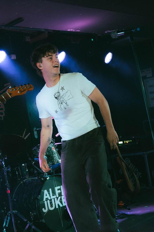 Alfie Jukes (4)