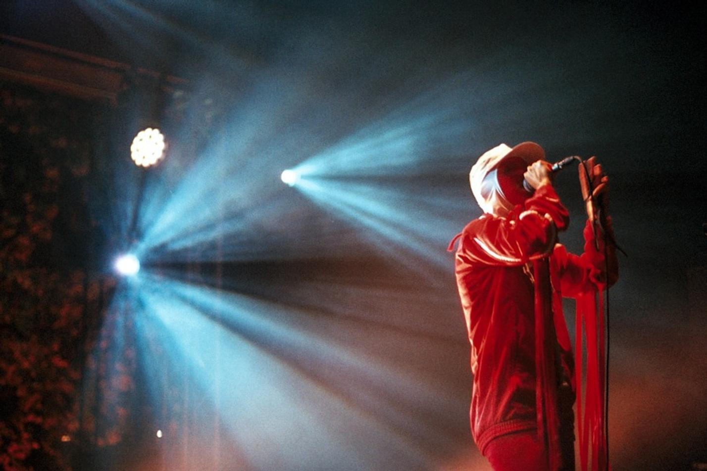 Gazelle_Twin-2