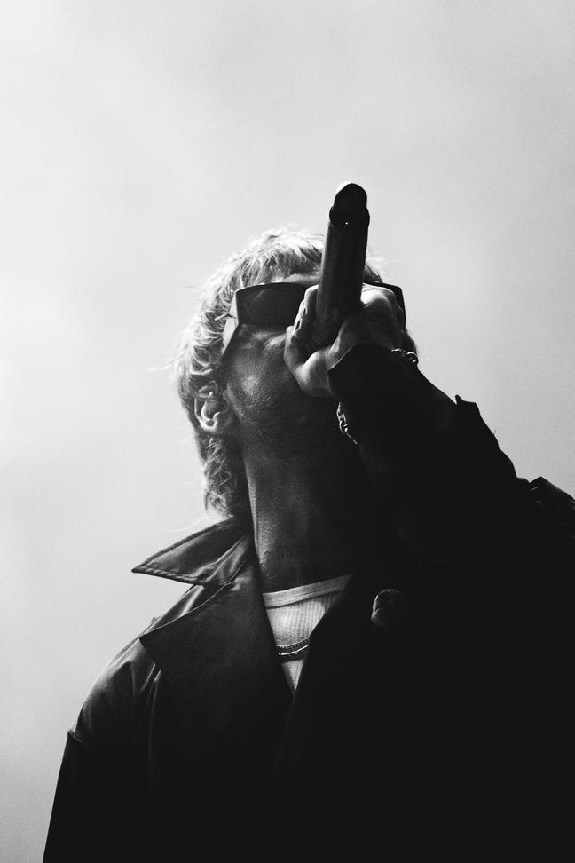 whileshesleeps-2