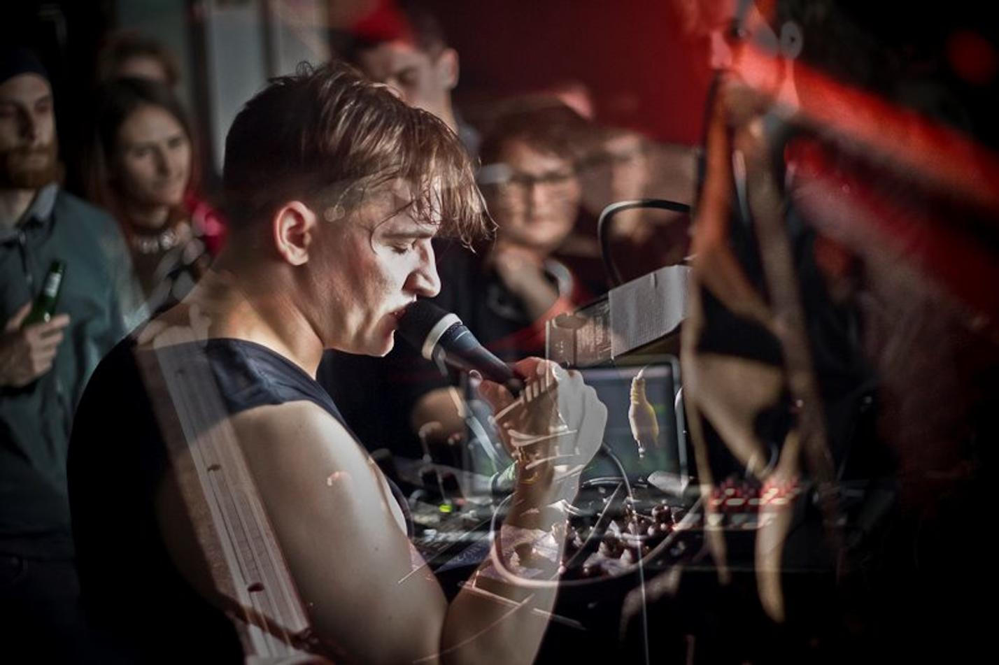 12_Prurient_28_10_2015_NEONE_Praha