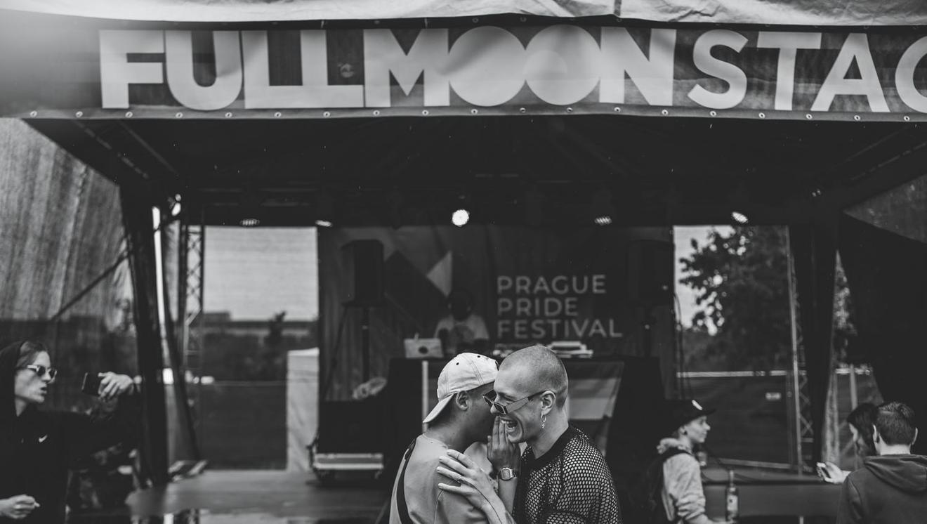 fullmoonzine.cz
