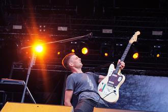WOLF ALICE V