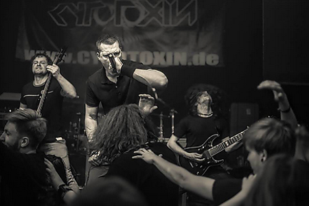 fullmoonzine.cz