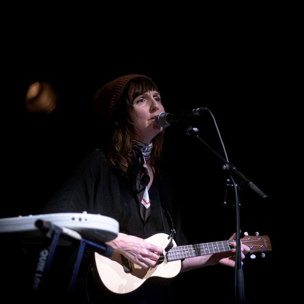2019-11-17_NinaHynes_GlenHansard_Istropolis_Bratislava_01