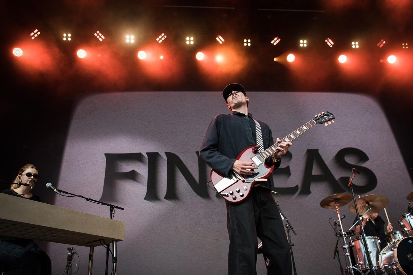 10_Finneas