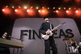 10_Finneas