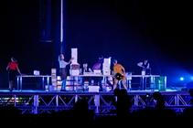 0439 Wired Aerial Theatre