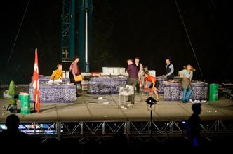 0451 Wired Aerial Theatre