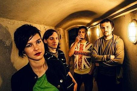 fullmoonzine.cz