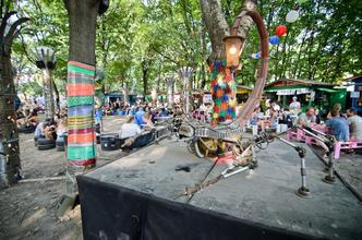 8800 3ART Chill Out Zone