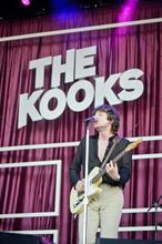 8870 The Kooks