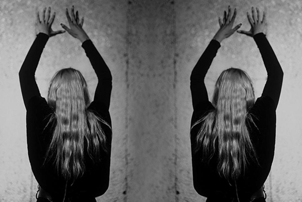 fullmoonzine.cz