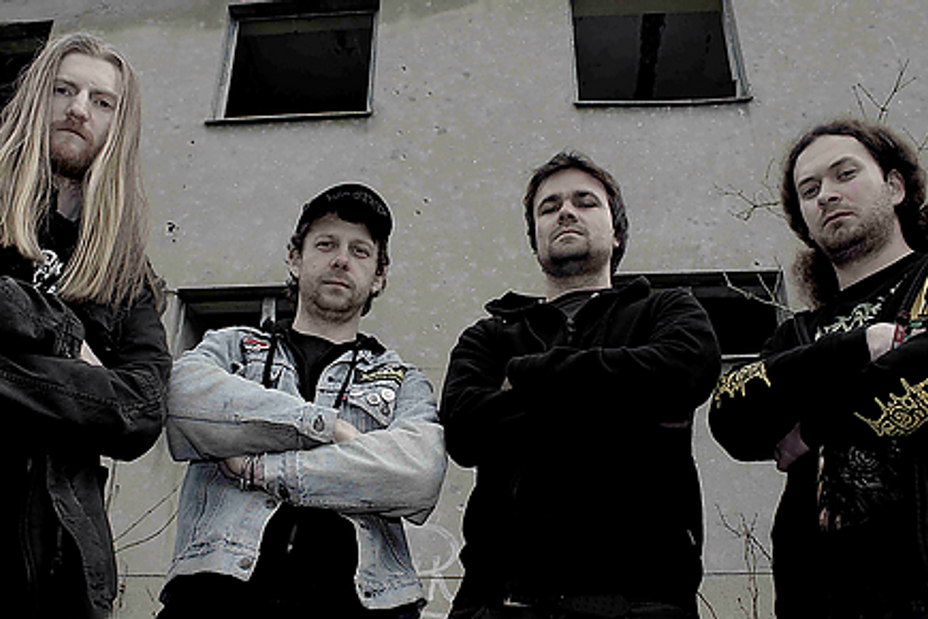 fullmoonzine.cz
