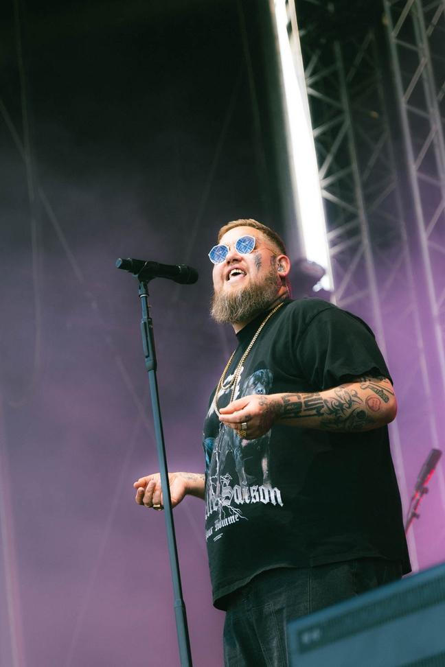 Rag n Bone Man (2)