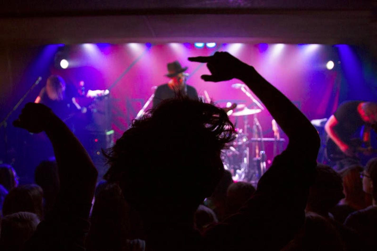 kENSINGTON (16)