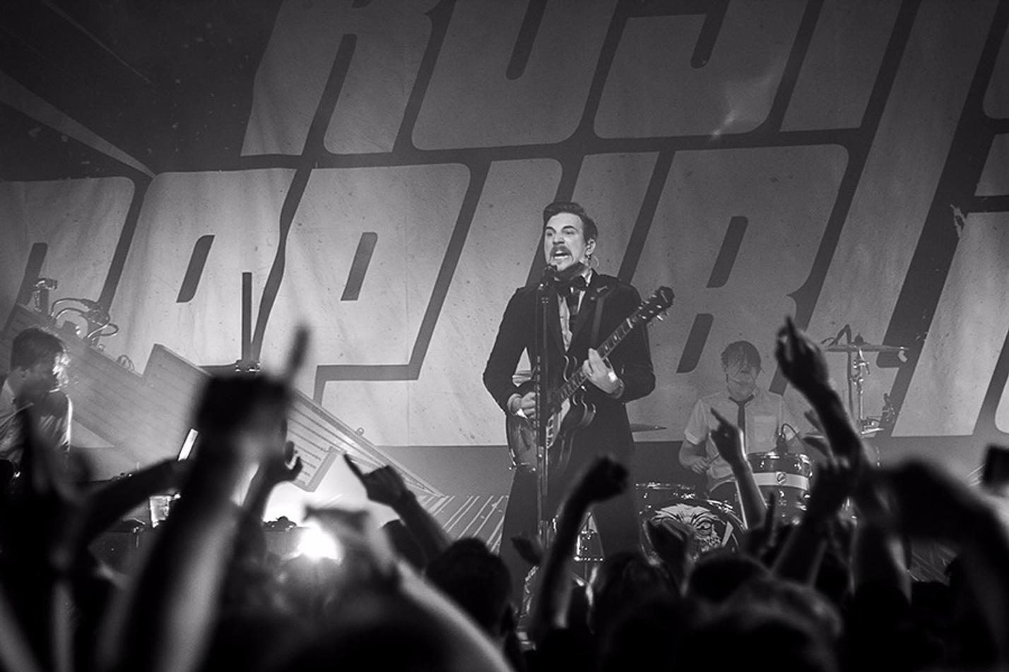 Royal Republic 4