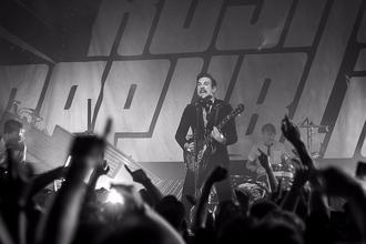 Royal Republic 4