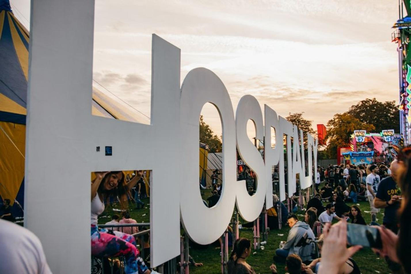01_Atmosphere - Hospitality in the Park_23 Sep 2017