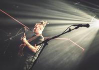Newton Faulkner 4