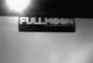 01_full_moon-90130009