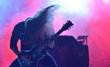 045_Satyricon