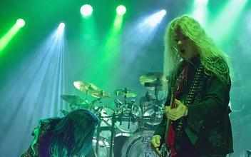057_Arch Enemy
